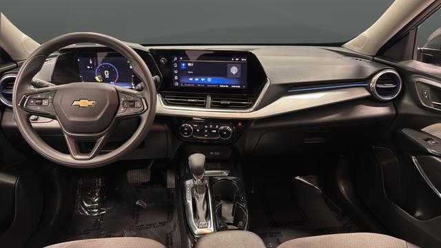 used 2025 Chevrolet Trax car, priced at $20,868