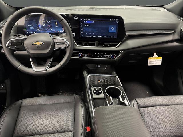 new 2026 Chevrolet Equinox car, priced at $31,999