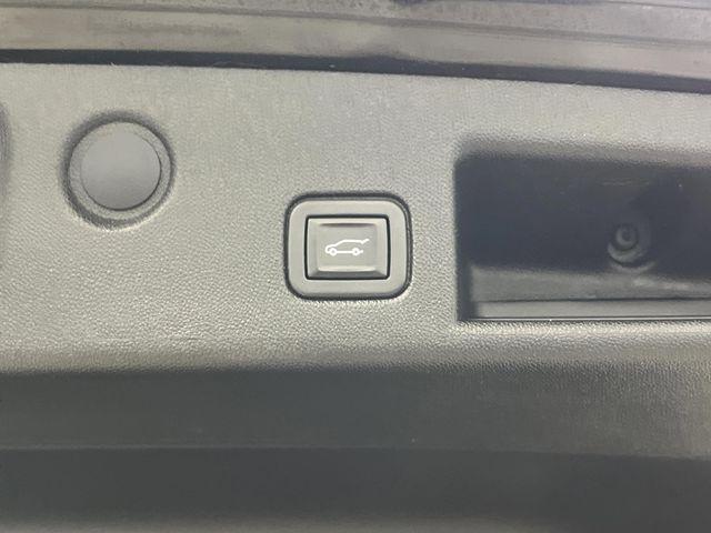 used 2020 Chevrolet Equinox car, priced at $17,499