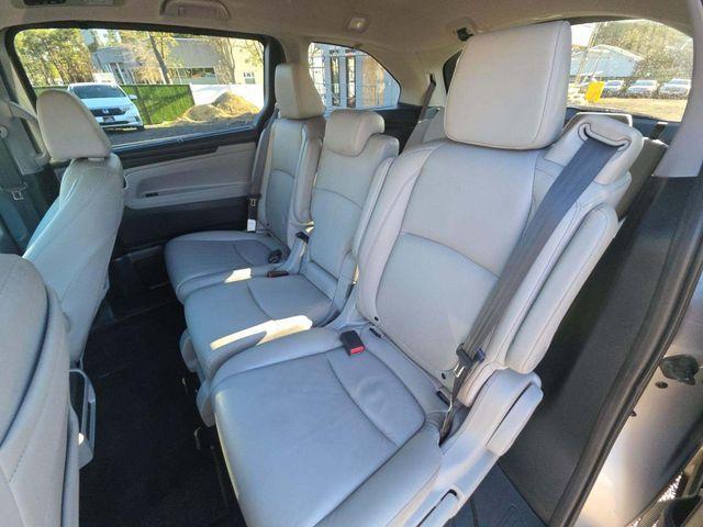 used 2023 Honda Odyssey car, priced at $37,894