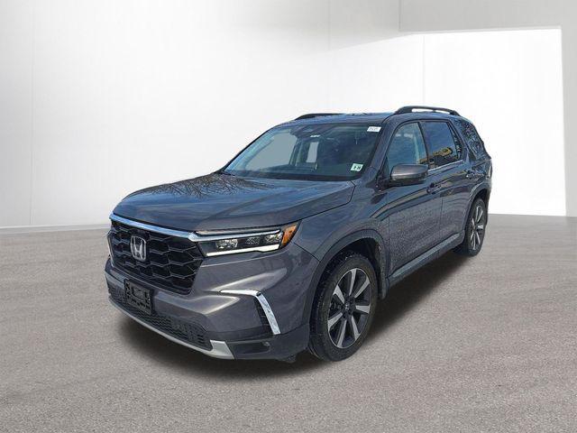 used 2024 Honda Pilot car, priced at $40,234