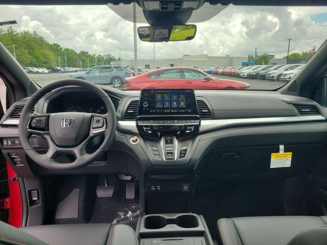new 2026 Honda Odyssey car, priced at $43,195