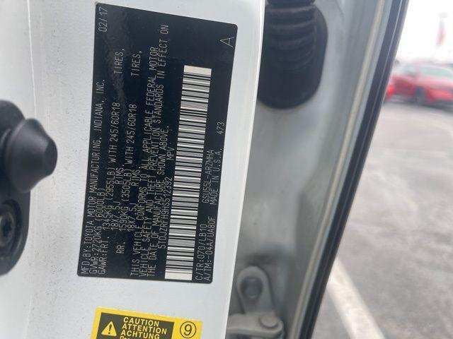 used 2017 Toyota Highlander car, priced at $18,999