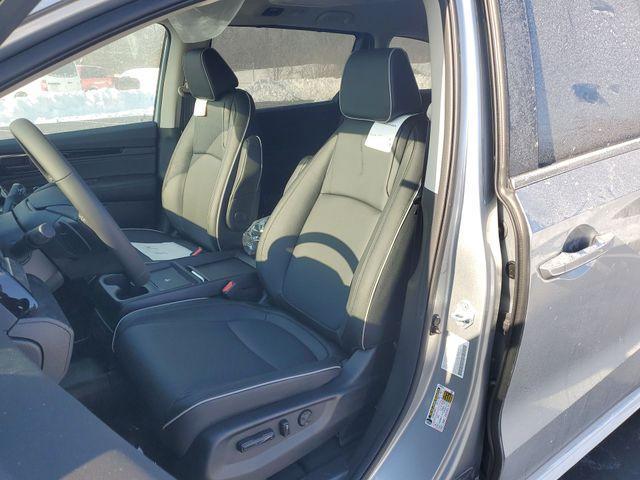 new 2026 Honda Odyssey car, priced at $45,683