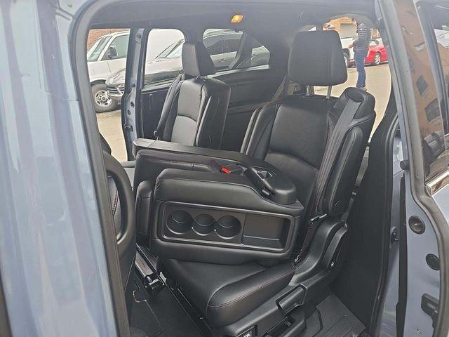 used 2024 Honda Odyssey car, priced at $36,922