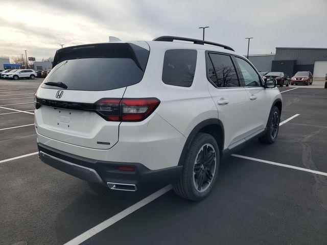 new 2026 Honda Pilot car, priced at $50,790