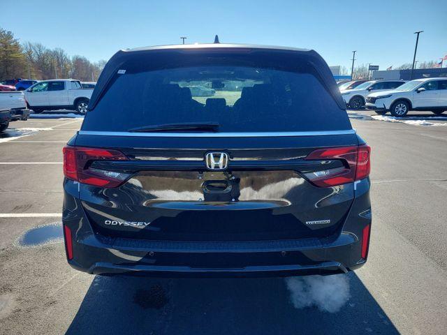new 2026 Honda Odyssey car, priced at $45,683