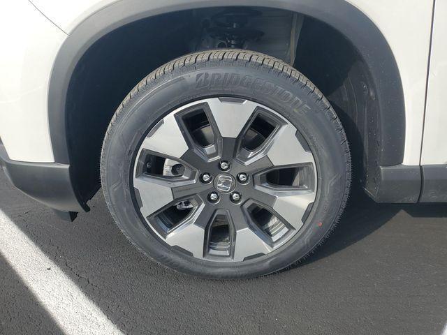 new 2026 Honda Pilot car, priced at $51,630