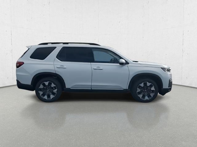 new 2026 Honda Pilot car, priced at $51,630