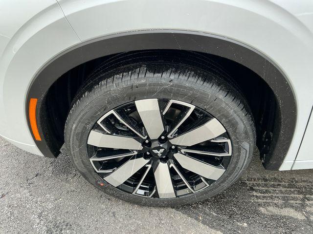 new 2026 Mitsubishi Outlander car, priced at $43,508