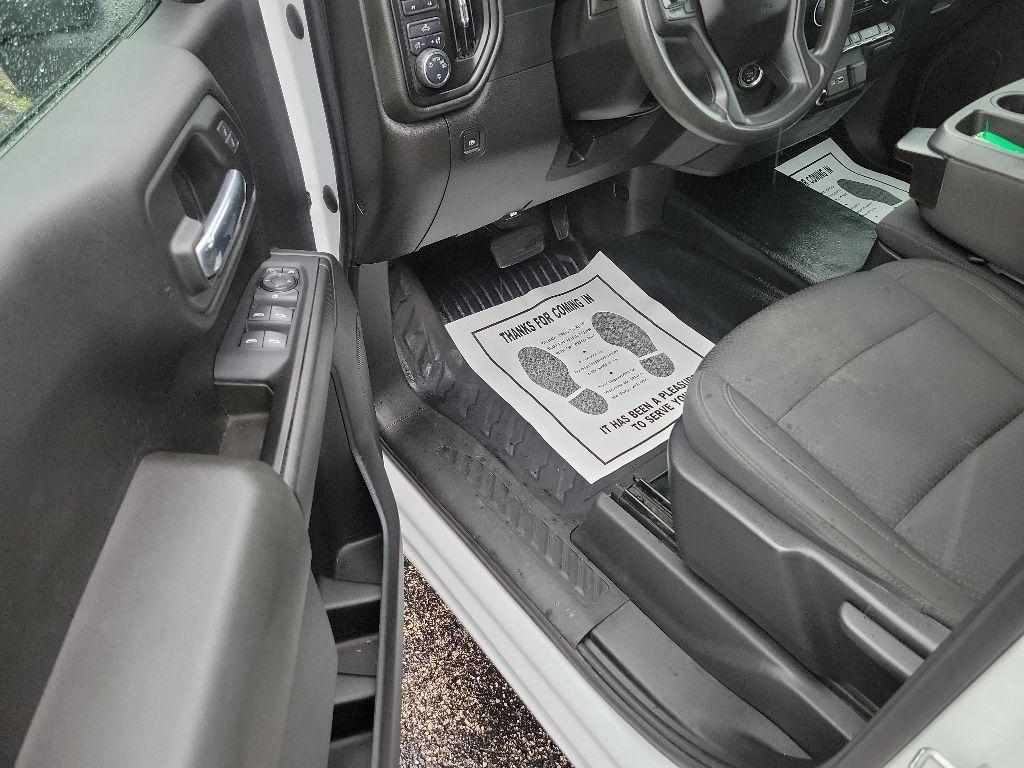 used 2023 Chevrolet Silverado 1500 car, priced at $31,900