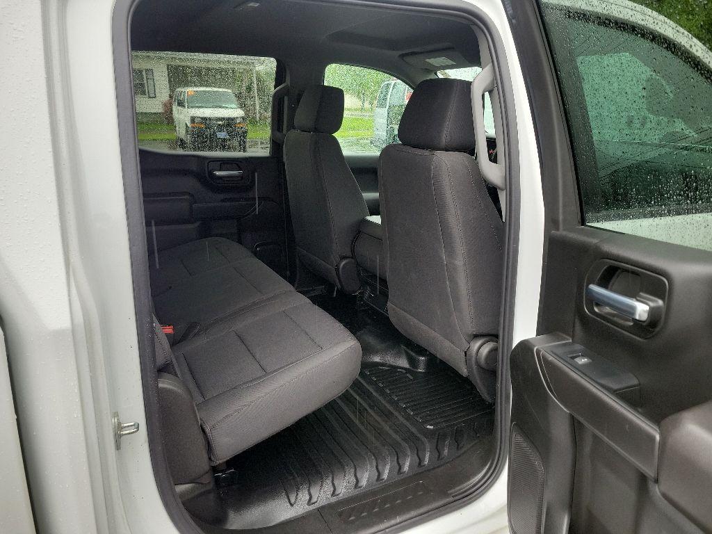 used 2023 Chevrolet Silverado 1500 car, priced at $31,900