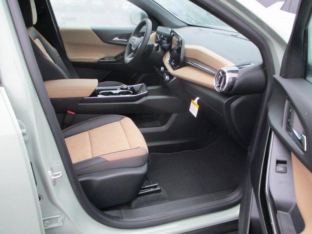 new 2026 Chevrolet Equinox car, priced at $36,340