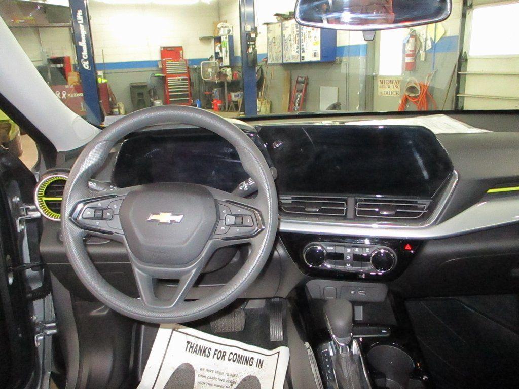 used 2024 Chevrolet Trax car, priced at $18,900