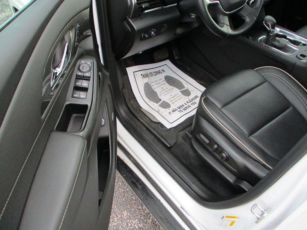 used 2023 Chevrolet Traverse car, priced at $37,200