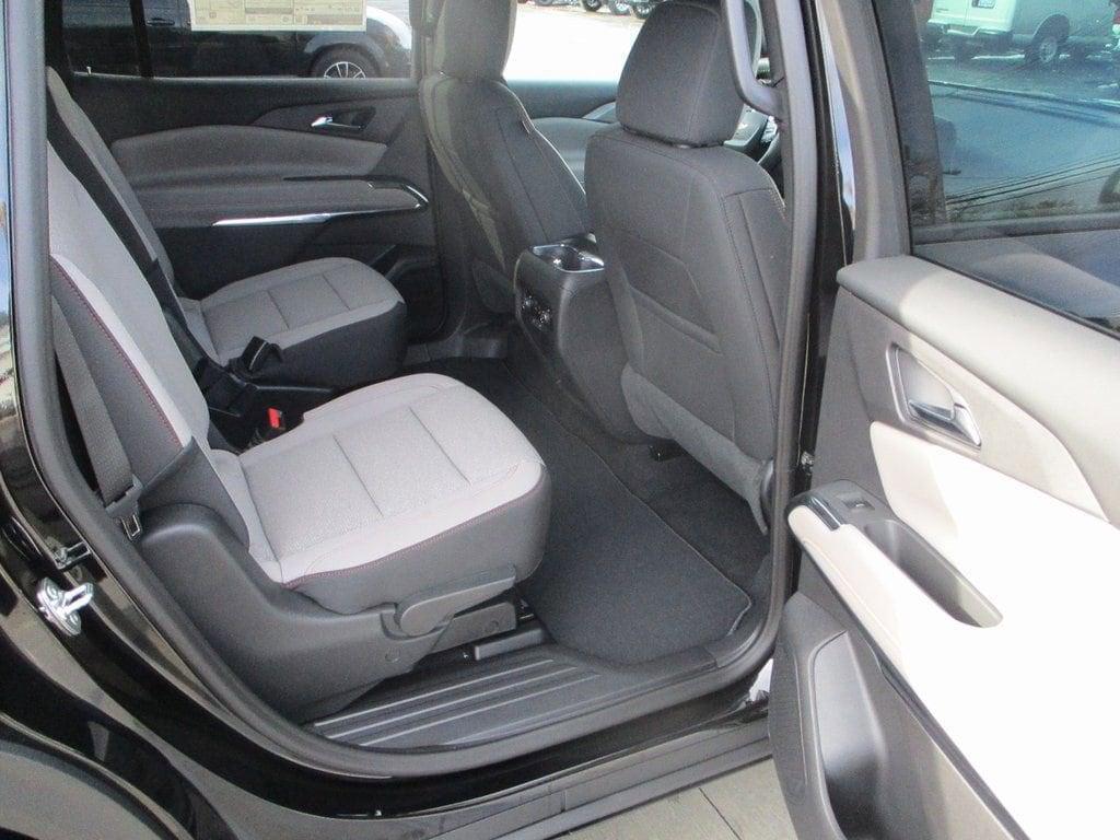 new 2026 Chevrolet Traverse car, priced at $45,035