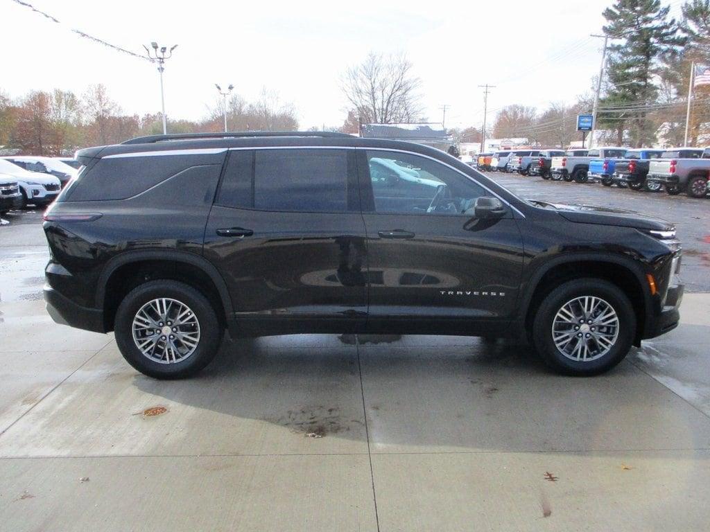 new 2026 Chevrolet Traverse car, priced at $45,035