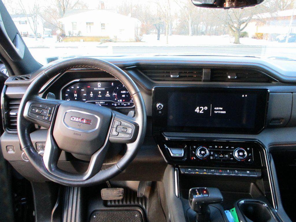 used 2023 GMC Sierra 1500 car, priced at $40,900