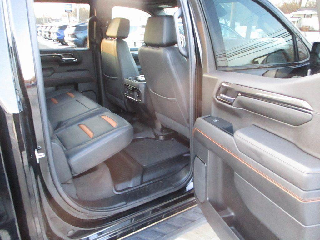 used 2023 GMC Sierra 1500 car, priced at $40,900