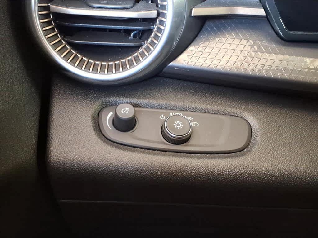 used 2024 Chevrolet Trax car, priced at $20,995