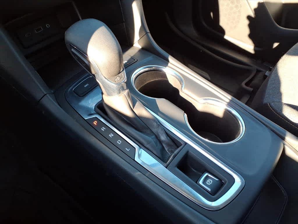 used 2023 Chevrolet Equinox car, priced at $21,895