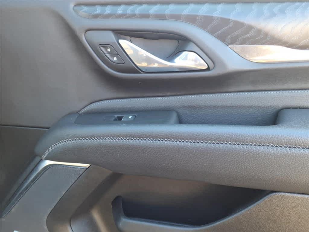 used 2023 GMC Yukon XL car, priced at $61,995