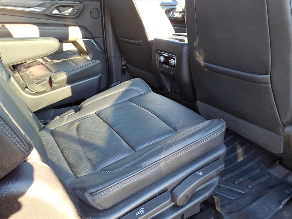 used 2023 GMC Yukon XL car, priced at $61,995