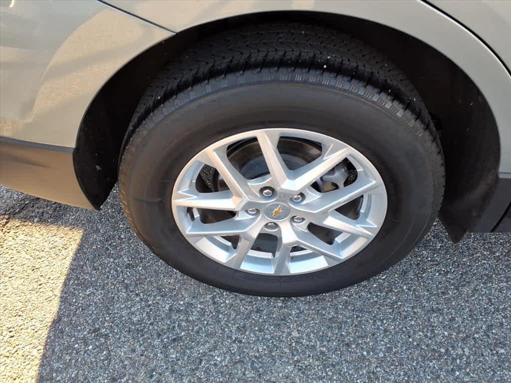 used 2024 Chevrolet Equinox car, priced at $22,995