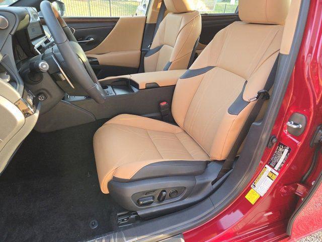 new 2025 Lexus ES 350 car, priced at $54,046