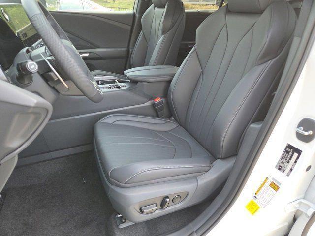 new 2026 Lexus TX 500h car, priced at $76,387