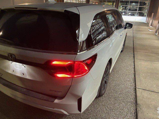 used 2025 Honda Odyssey car, priced at $40,500