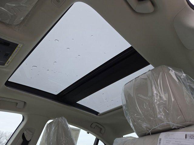 new 2025 Lexus ES 350 car, priced at $54,436