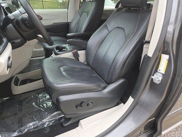 used 2019 Chrysler Pacifica car, priced at $14,700
