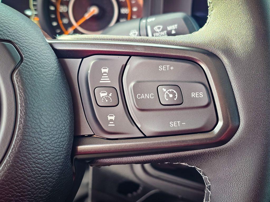 new 2026 Jeep Gladiator car, priced at $54,926