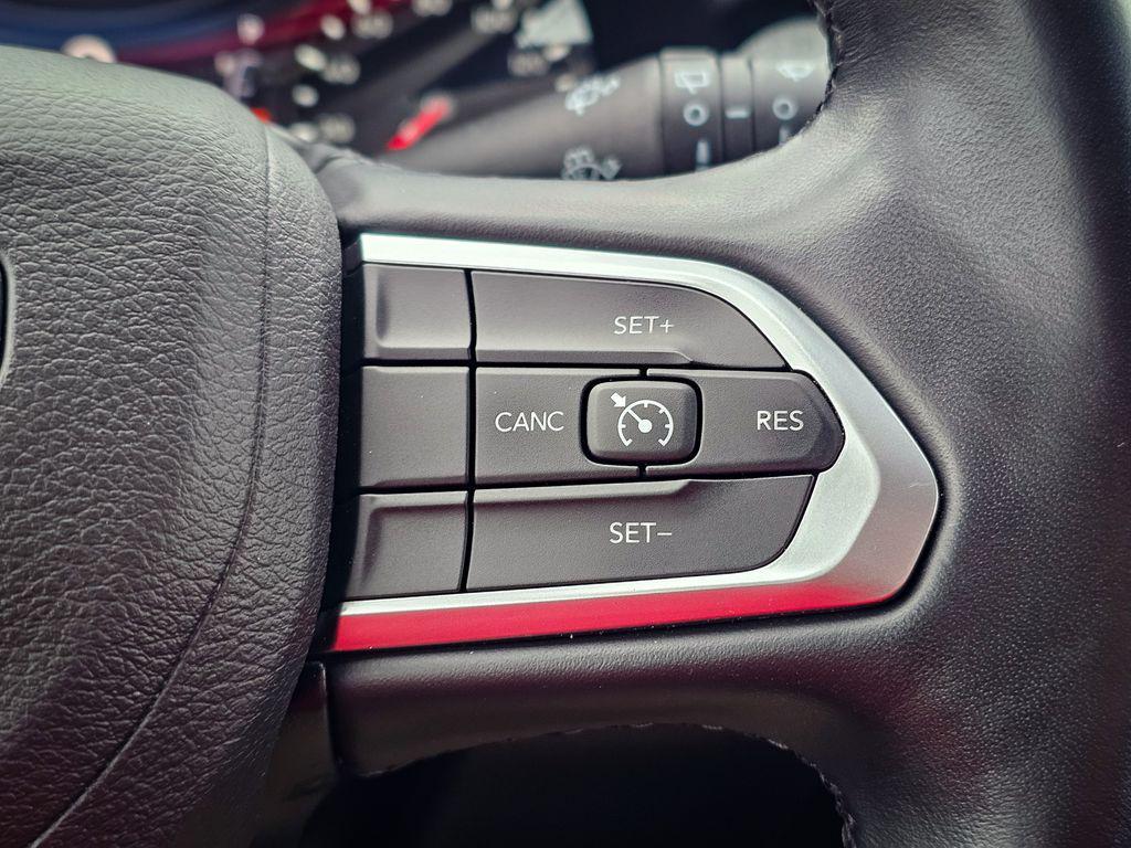 used 2022 Jeep Compass car, priced at $15,000