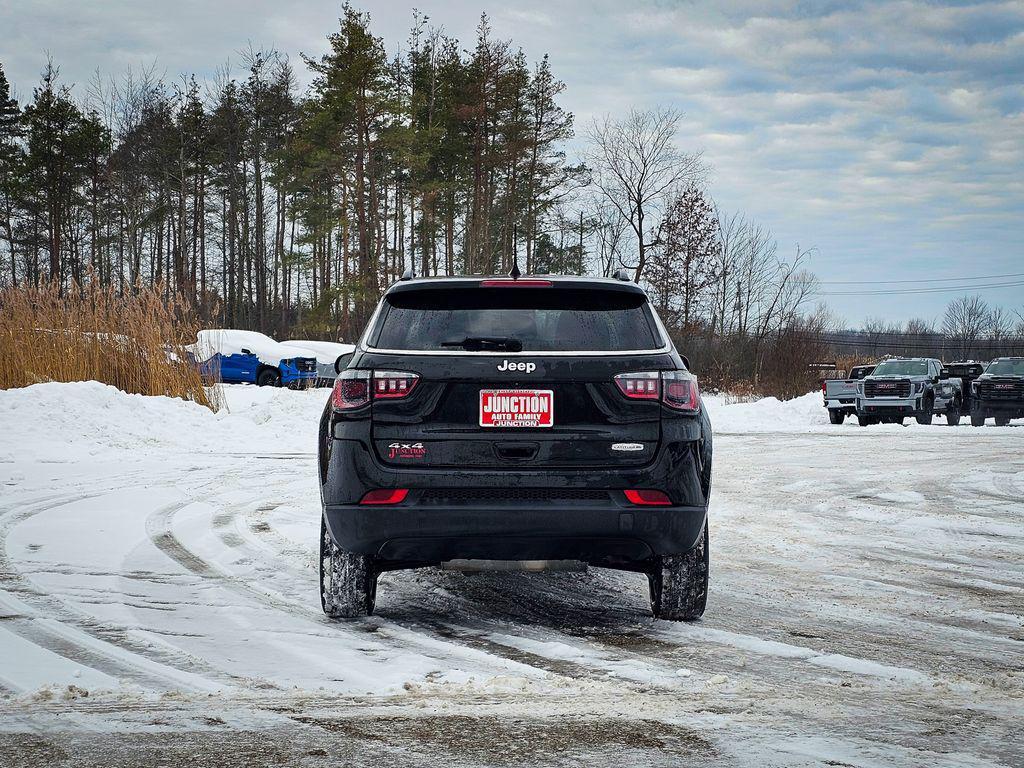 used 2022 Jeep Compass car, priced at $15,000