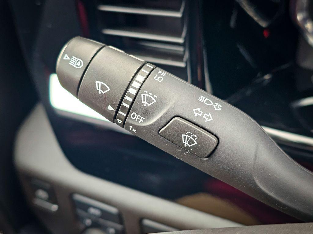 used 2024 Chevrolet Silverado 1500 car, priced at $35,900