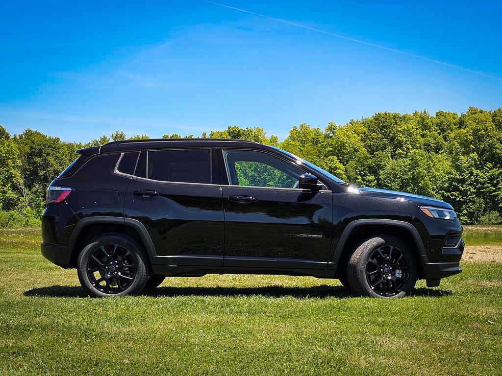 new 2026 Jeep Compass car, priced at $28,999