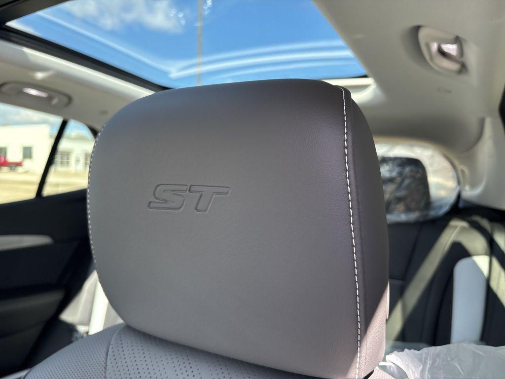 new 2026 Buick Envision car, priced at $46,735