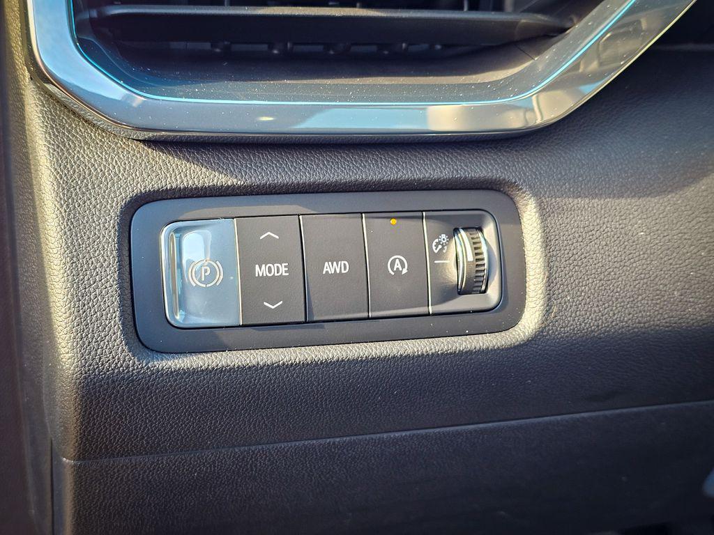 new 2026 GMC Acadia car, priced at $52,736