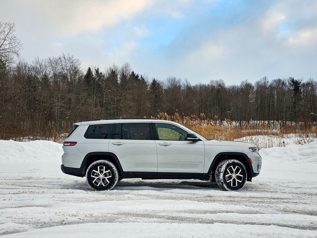 new 2025 Jeep Grand Cherokee L car, priced at $46,630