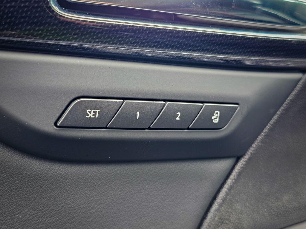 used 2023 Buick Envision car, priced at $25,990
