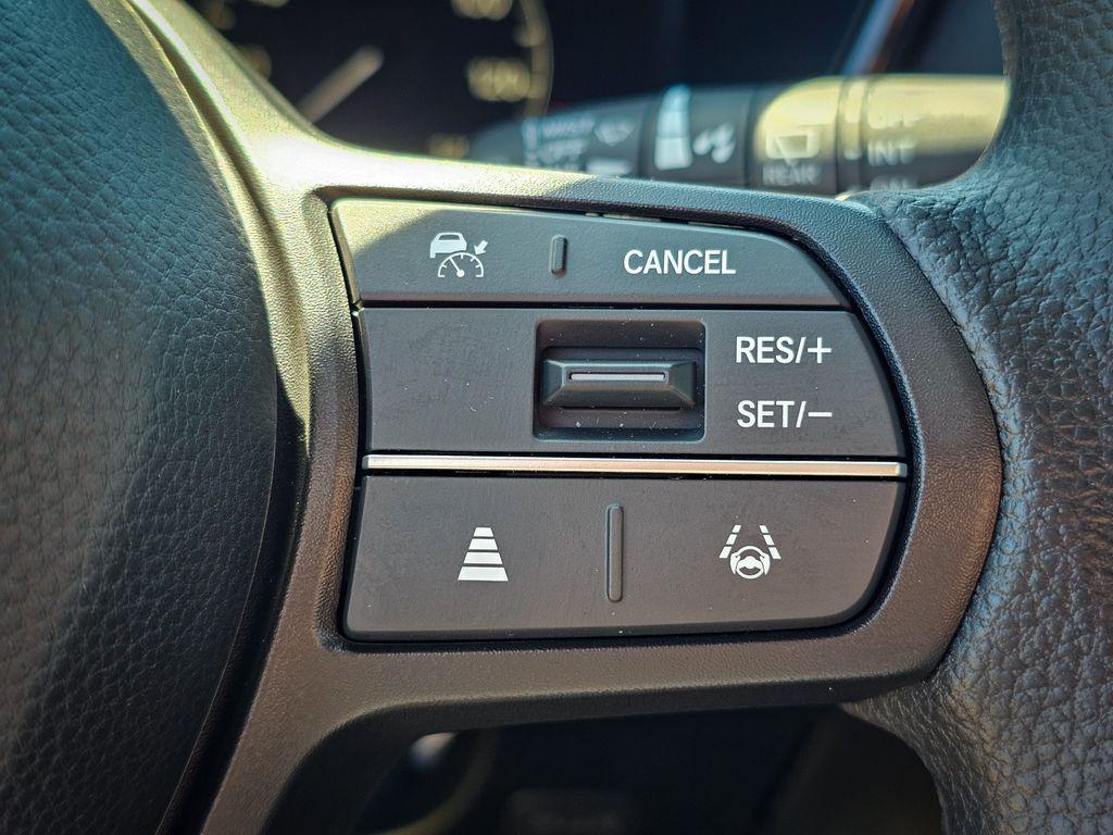 used 2024 Honda CR-V car, priced at $30,900