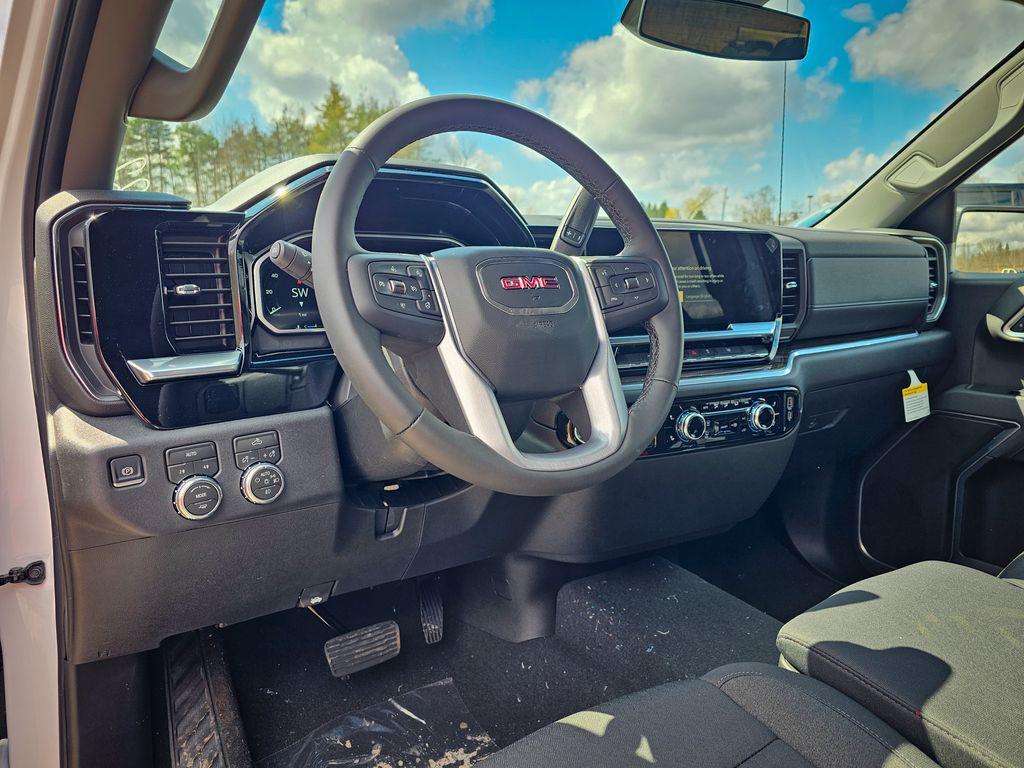 new 2026 GMC Sierra 1500 car, priced at $51,020