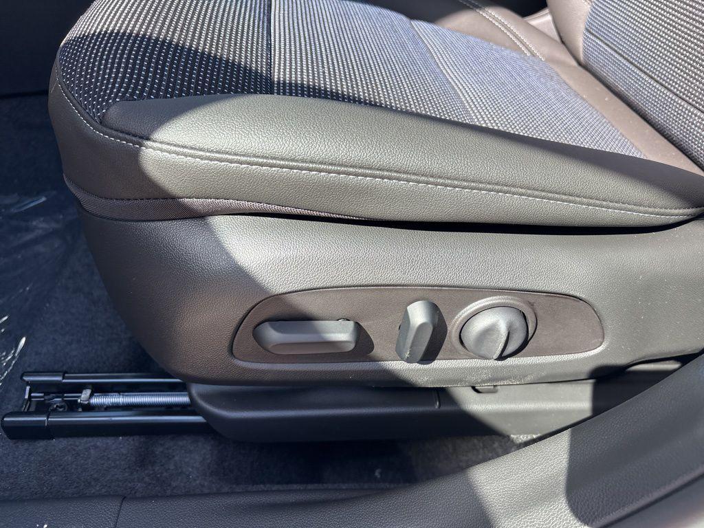 new 2026 Buick Envista car, priced at $26,390