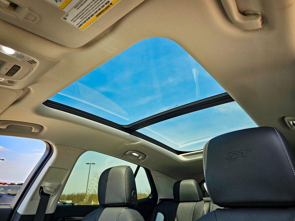 new 2026 Buick Envision car, priced at $45,335