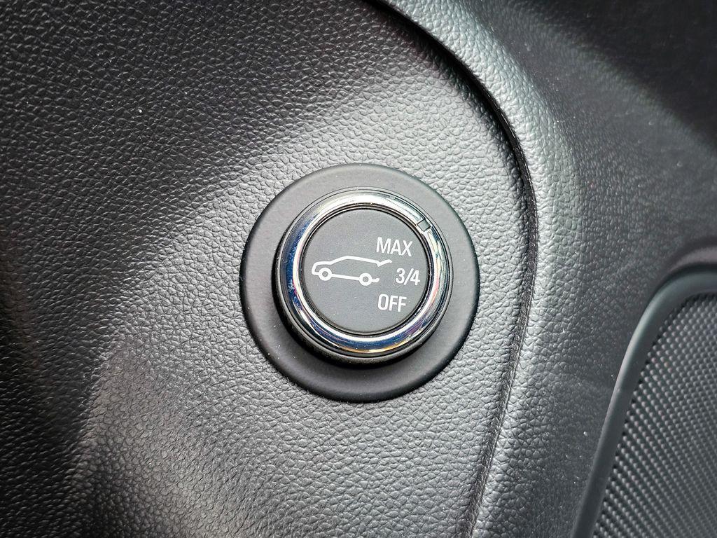 used 2024 Buick Encore GX car, priced at $27,900