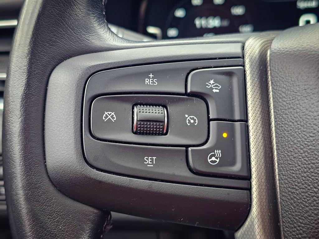 used 2022 GMC Yukon car, priced at $50,900