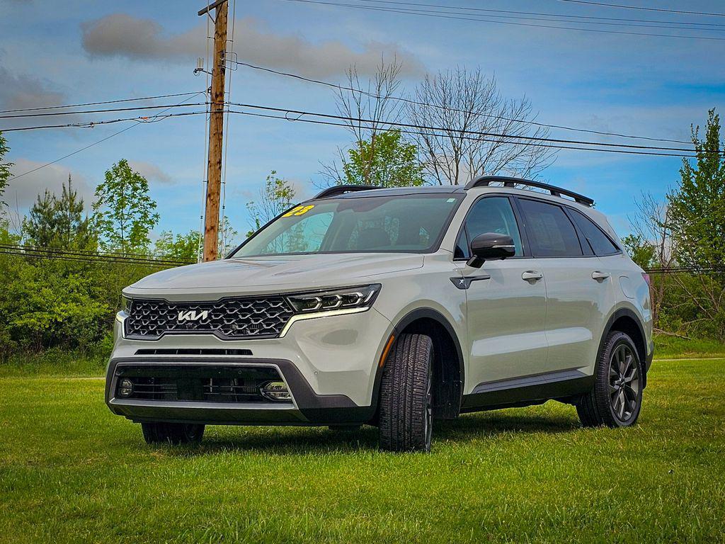 used 2023 Kia Sorento car, priced at $33,900
