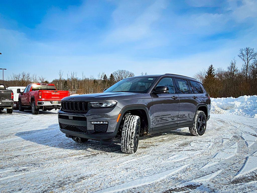 new 2025 Jeep Grand Cherokee L car, priced at $47,973